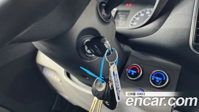 Hyundai Solati Solati 15 мест — Фото автомобиля 25