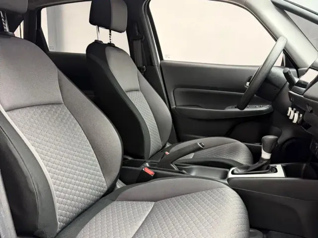 Honda Fit — Фото автомобиля 12