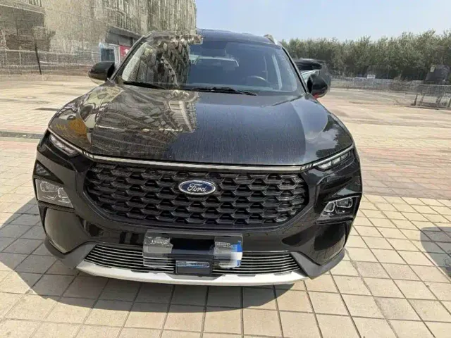 Ford Lingrui — Фото автомобиля 3