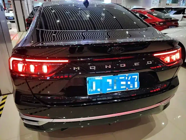 Ford Mondeo — Фото автомобиля 18