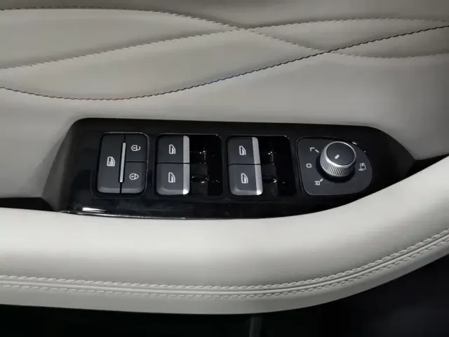 Geely Xingyue L — Фото автомобиля 9