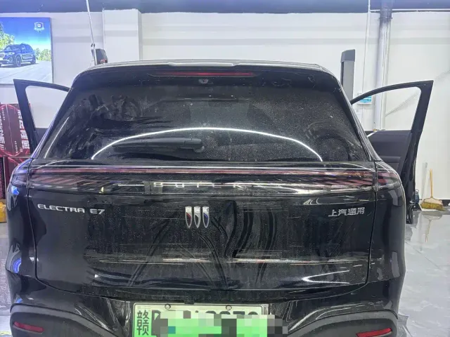 Buick Zhijing E7 — Фото автомобиля 4