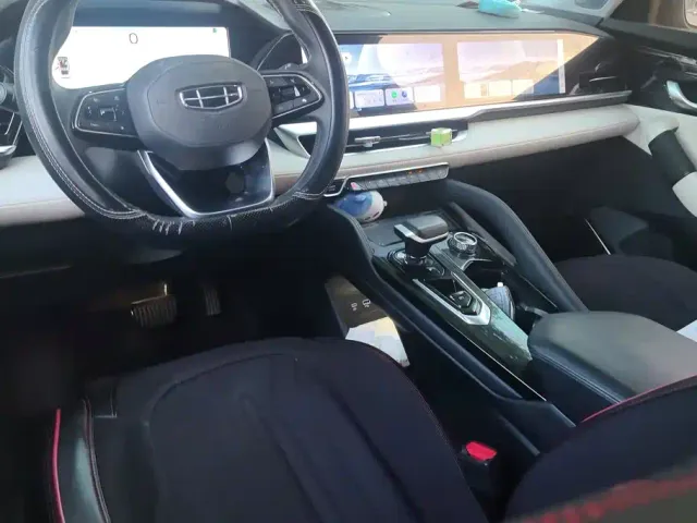 Geely Xingyue L — Фото автомобиля 12