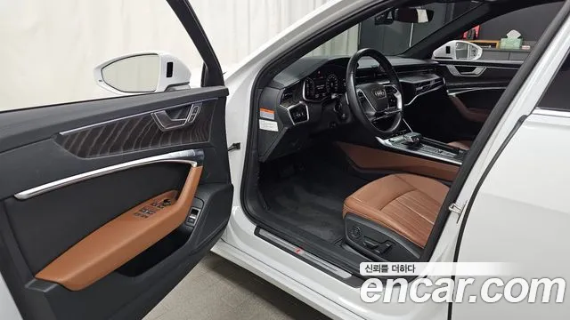 Audi A6 C8 — Фото автомобиля 15