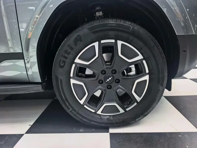 BYD FangChengBao Titanium 7 — Фото автомобиля 5
