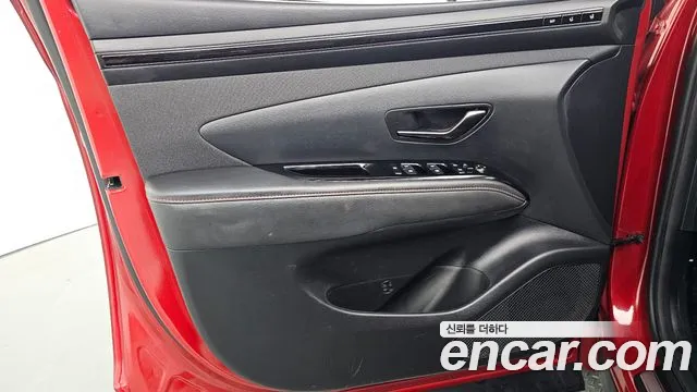 Hyundai Tucson Tucson (NX4) Бензин 1.6 турбо 2WD — Фото автомобиля 21
