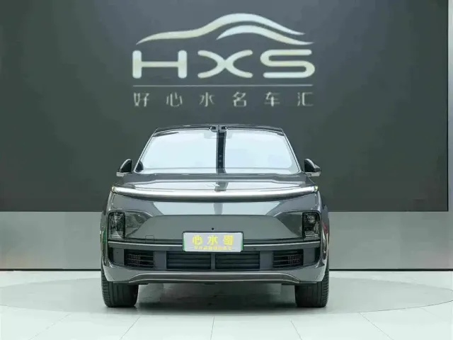 Li Auto L9 — Фото автомобиля 2