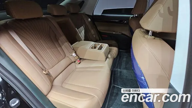 Hyundai Grandeur GN7 — Фото автомобиля 29