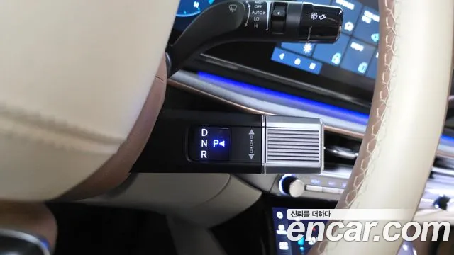 Hyundai Grandeur Grandeur (GN7) 2.5 Бензин 2WD — Фото автомобиля 8