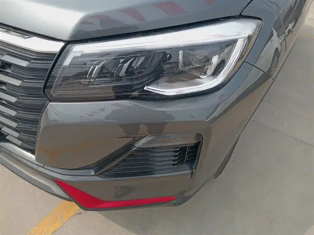 Changan CS75 — Фото автомобиля 2