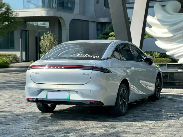 GAC Aion S MAX — Фото автомобиля 3