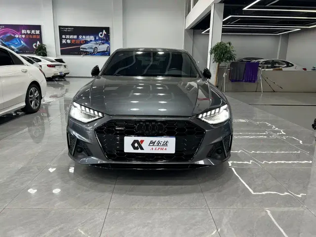 Audi A4L — Фото автомобиля 2