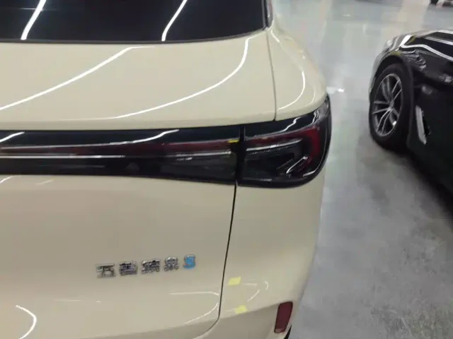 Wuling Bingo S — Фото автомобиля 7