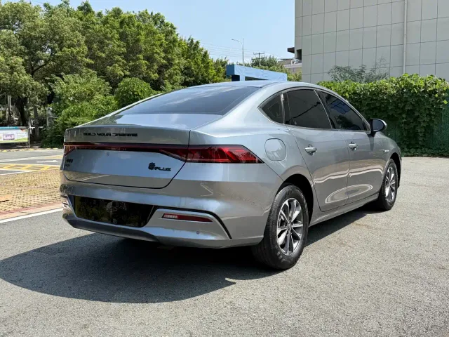BYD Qin PLUS — Фото автомобиля 9
