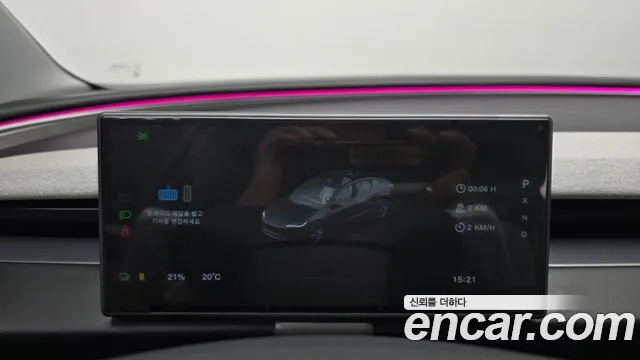 Tesla Model 3 — Фото автомобиля 20