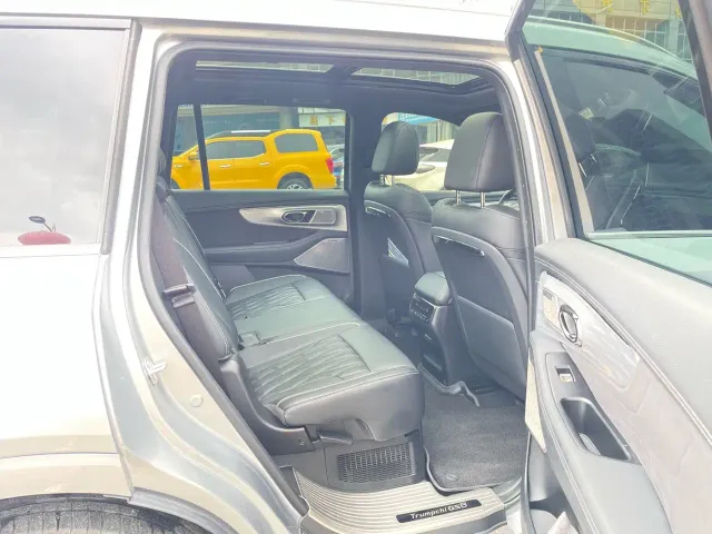 GAC Trumpchi GS8 — Фото автомобиля 13