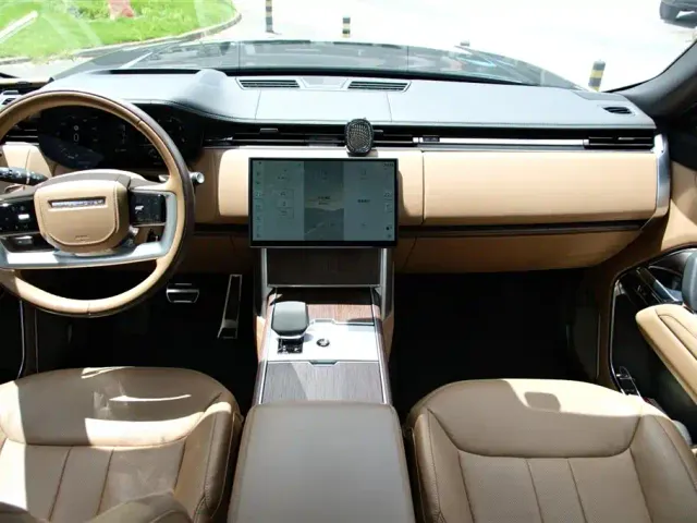 Land Rover Range Rover — Фото автомобиля 11