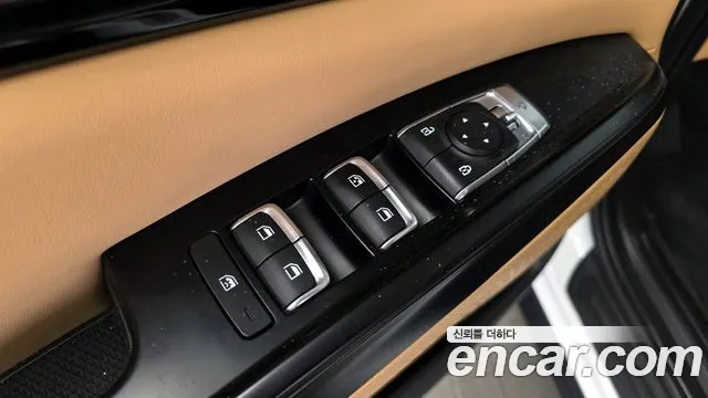 Kia Canival Carnival 4 поколение Бензин 9 мест Prestige — Фото автомобиля 30