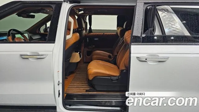 Kia Canival Carnival 4 поколение 9 мест Hi-Limousine(Спецкузов) — Фото автомобиля 11