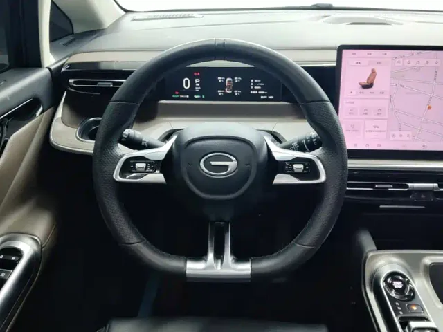GAC Trumpchi E8 — Фото автомобиля 15
