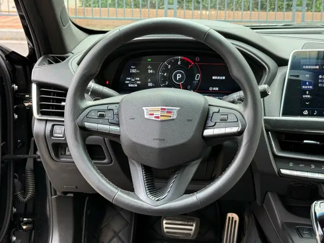 Cadillac CT5 — Фото автомобиля 7