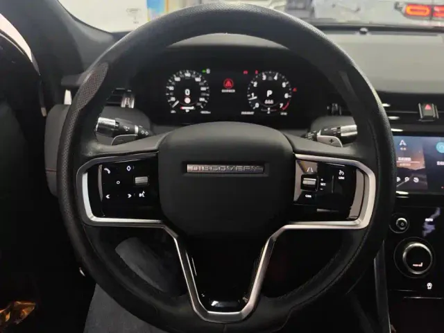 Land Rover Discovery Sport — Фото автомобиля 15