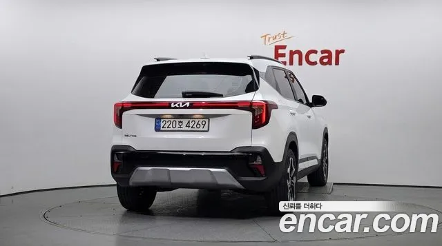 Kia Seltos — Фото автомобиля 4