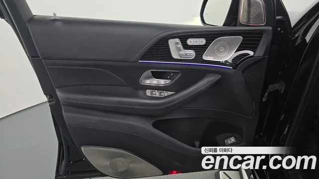 Mercedes-Benz GLS-Class — Фото автомобиля 22