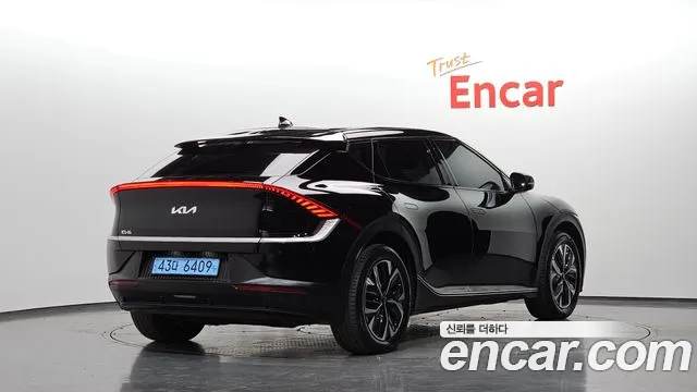 Kia EV6 — Фото автомобиля 2