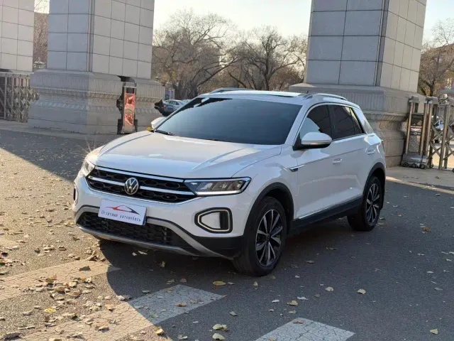 Фотография автомобиля — Volkswagen T-Roc