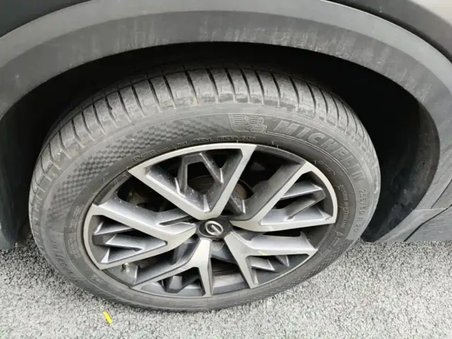 GAC Trumpchi GS8 — Фото автомобиля 22