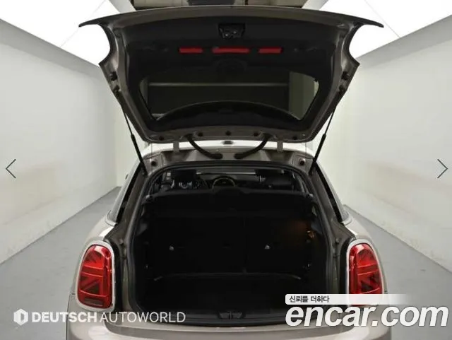 MINI Cooper — Фото автомобиля 19