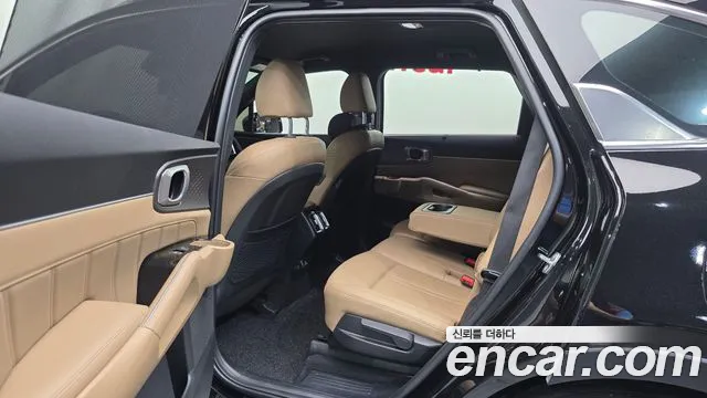 Kia Sorento Новый Sorento 4 поколение Дизель 2.2 2WD — Фото автомобиля 16