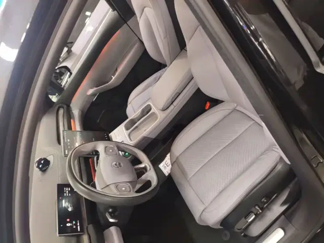 Nio EC6 — Фото автомобиля 14