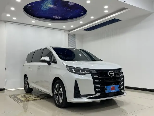 GAC Trumpchi M6 — Фото автомобиля 3