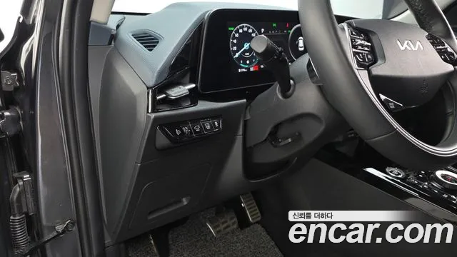 Kia Niro The All New — Фото автомобиля 19