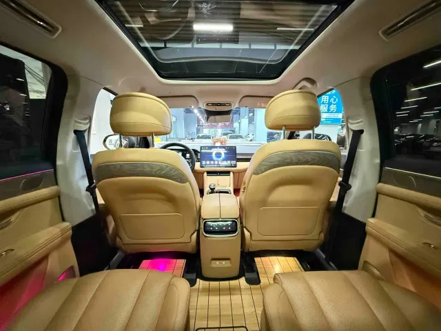 Aito M7 — Фото автомобиля 12