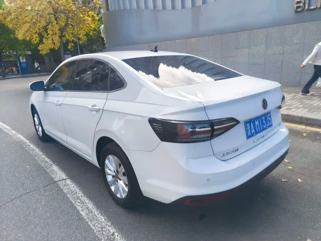 Volkswagen Lavida — Фото автомобиля 6