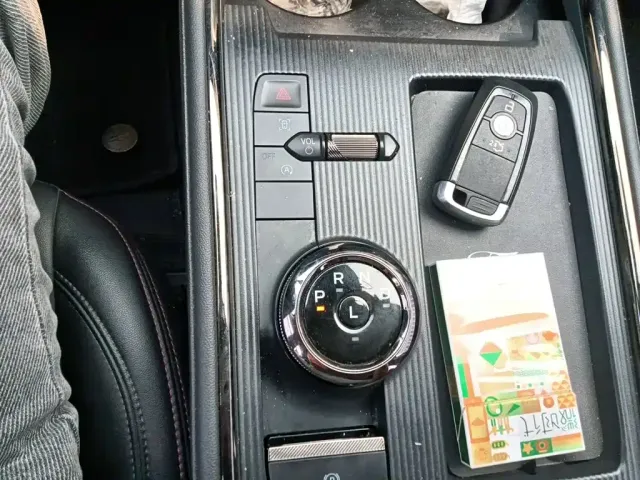 Ford Mondeo — Фото автомобиля 10
