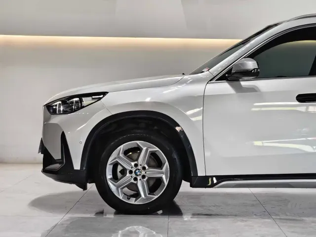 BMW X1 — Фото автомобиля 8