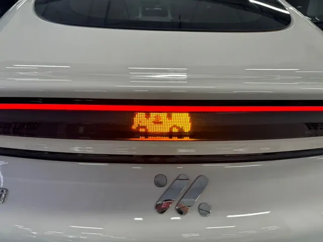 IM Motors L6 — Фото автомобиля 6