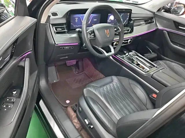 Hongqi HS5 — Фото автомобиля 15
