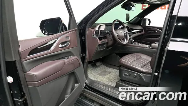 Cadillac Escalade Escalade 5 поколение — Фото автомобиля 10
