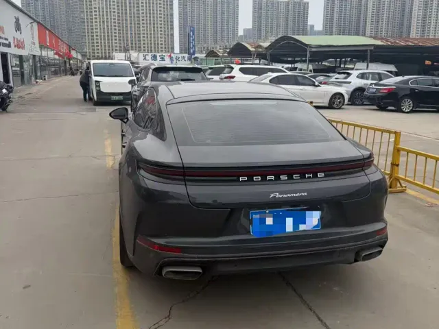 Porsche Panamera — Фото автомобиля 5
