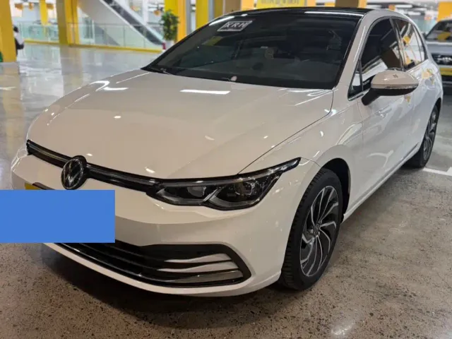 Фотография автомобиля — Volkswagen Golf