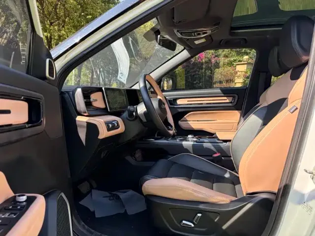 Geely ICON — Фото автомобиля 7