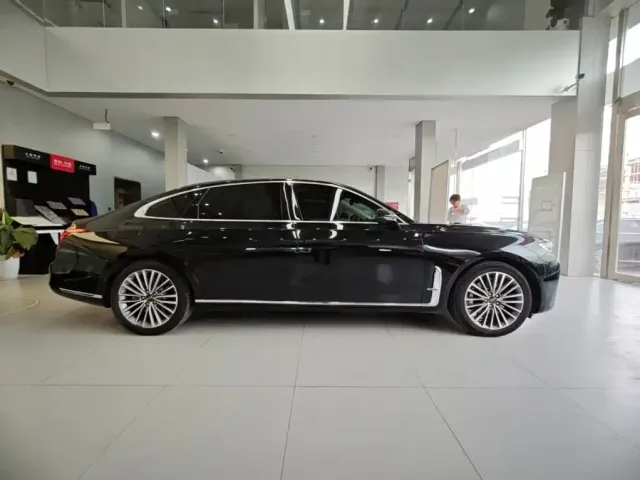 Hongqi H9 — Фото автомобиля 15
