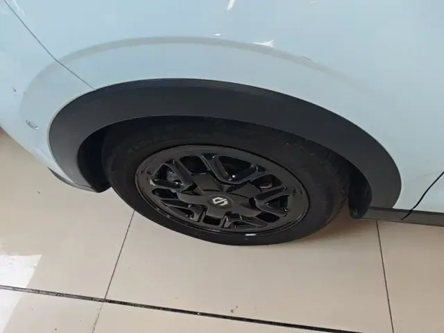 Leapmotor T03 — Фото автомобиля 22