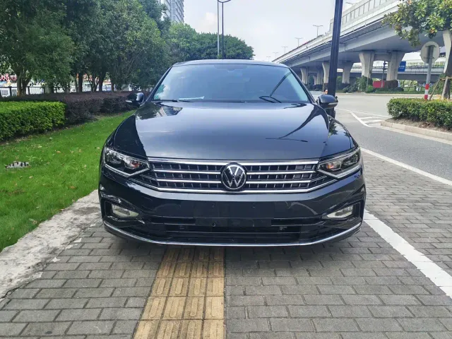 Volkswagen Magotan — Фото автомобиля 2
