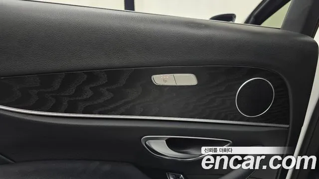 Mercedes-Benz E-Class W213 — Фото автомобиля 17